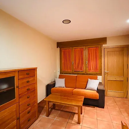 公寓 Pirineos En Casa 2 *